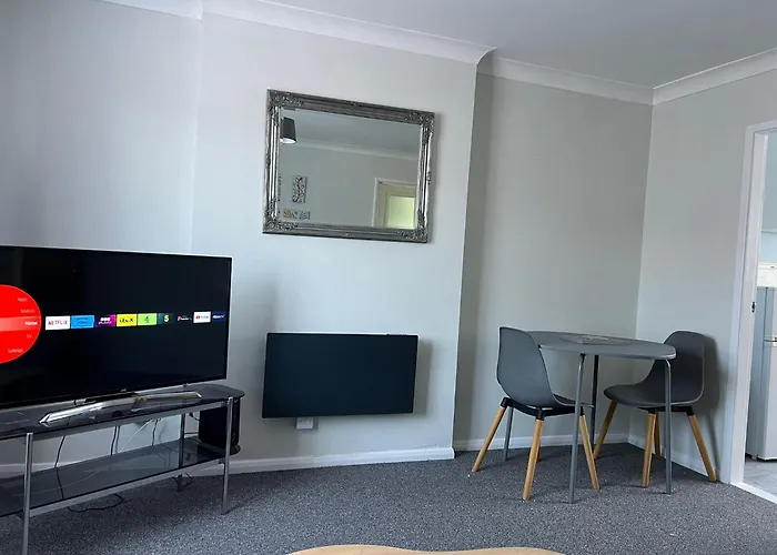 Oakfield Apartment